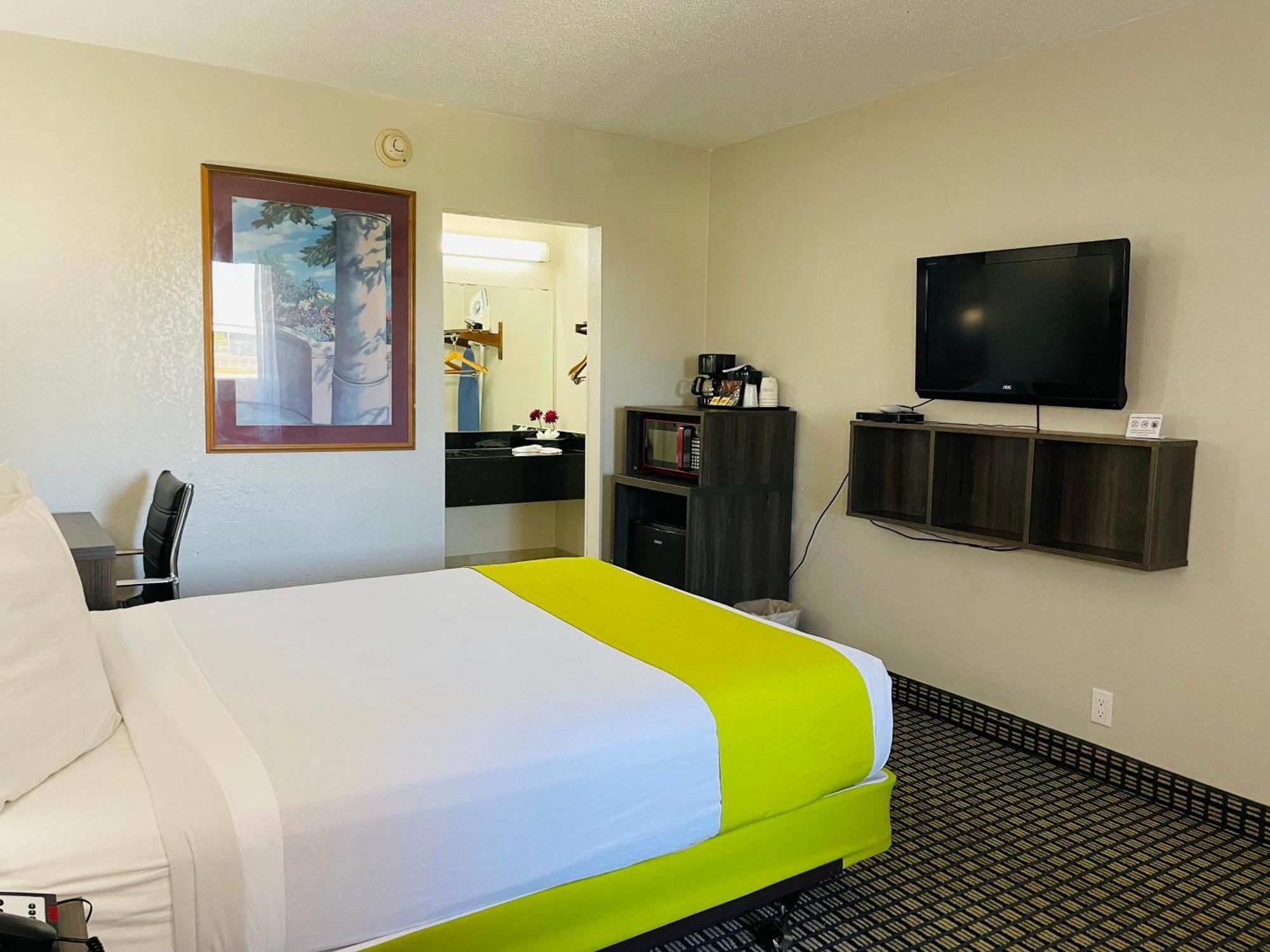 Days Inn By Wyndham Irving Grapevine Dfw Airport North Экстерьер фото